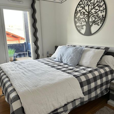 Bel Appartement Avec Piscine Hendaye Ngoại thất bức ảnh
